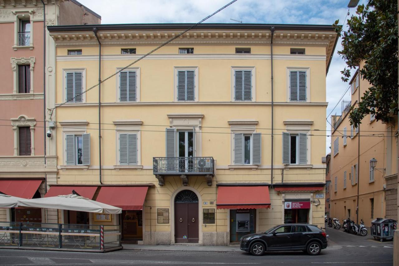 Tribunali Suite De Charme Bologna Luaran gambar
